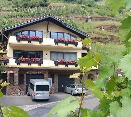 Ferienweingut Stein Bed & Breakfast Valwig