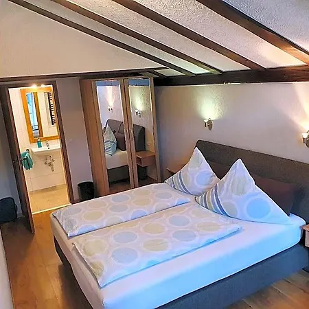 Bed & Breakfast Ferienweingut Stein Valwig
