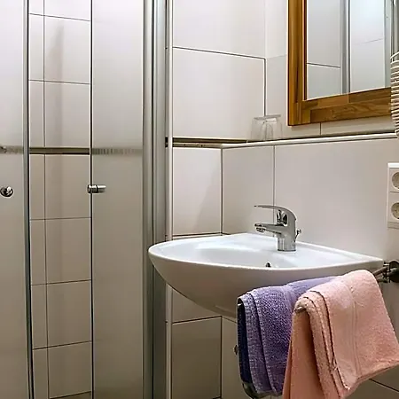 Bed & Breakfast Ferienweingut Stein Valwig