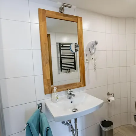 Bed & Breakfast Ferienweingut Stein Valwig